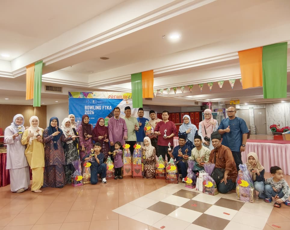 Program Bowling FTKA anjuran Kelab Kebajikan FTKA (BAKTI) telah berlangsung dengan jayanya di Premium Lanes, Kuantan Plaza pada 11 April 2026. Program ini diserikan dengan kehadiran staf FTKA bersama ahli keluarga bagi memeriahkan suasana program